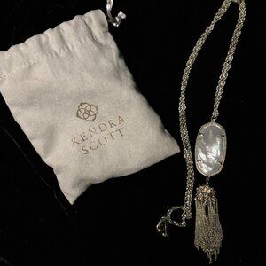 KENDRA SCOTT Mother of Pearl Gold Rayne Tassel Necklace